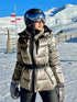 STYLISCHE DAMEN SKIJACKE MIT GÜRTELTAILLE UND KAPUZE